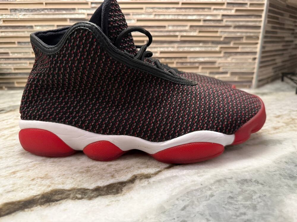Jordan Horizon Bred Black Red 823581-001 Men's Size 10 Sneakers
